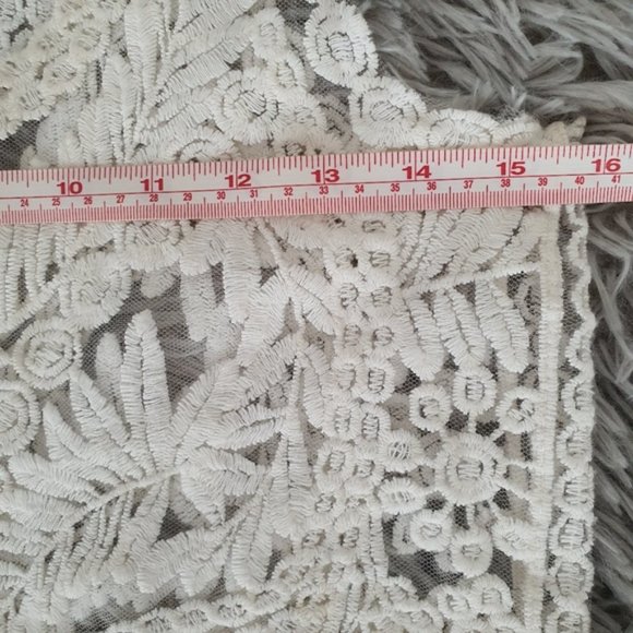 Julie White Embroidered  Sleeveless Top Size S/M - Picture 13 of 15
